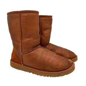 UGG Women's Classic Short Metallic Light Brown Size 7